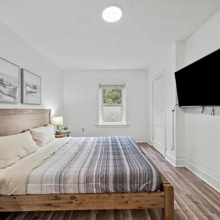 Oakland/University @F Spacious And Quiet Private Bedroom With Shared Bathroom Pittsburgh Exterior photo