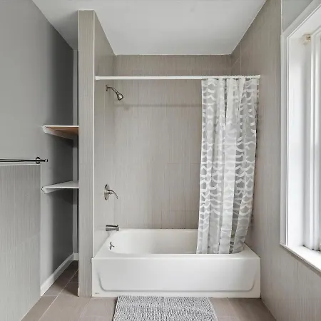 Oakland/University @F Spacious And Quiet Private Bedroom With Shared Bathroom Pittsburgh Exterior photo